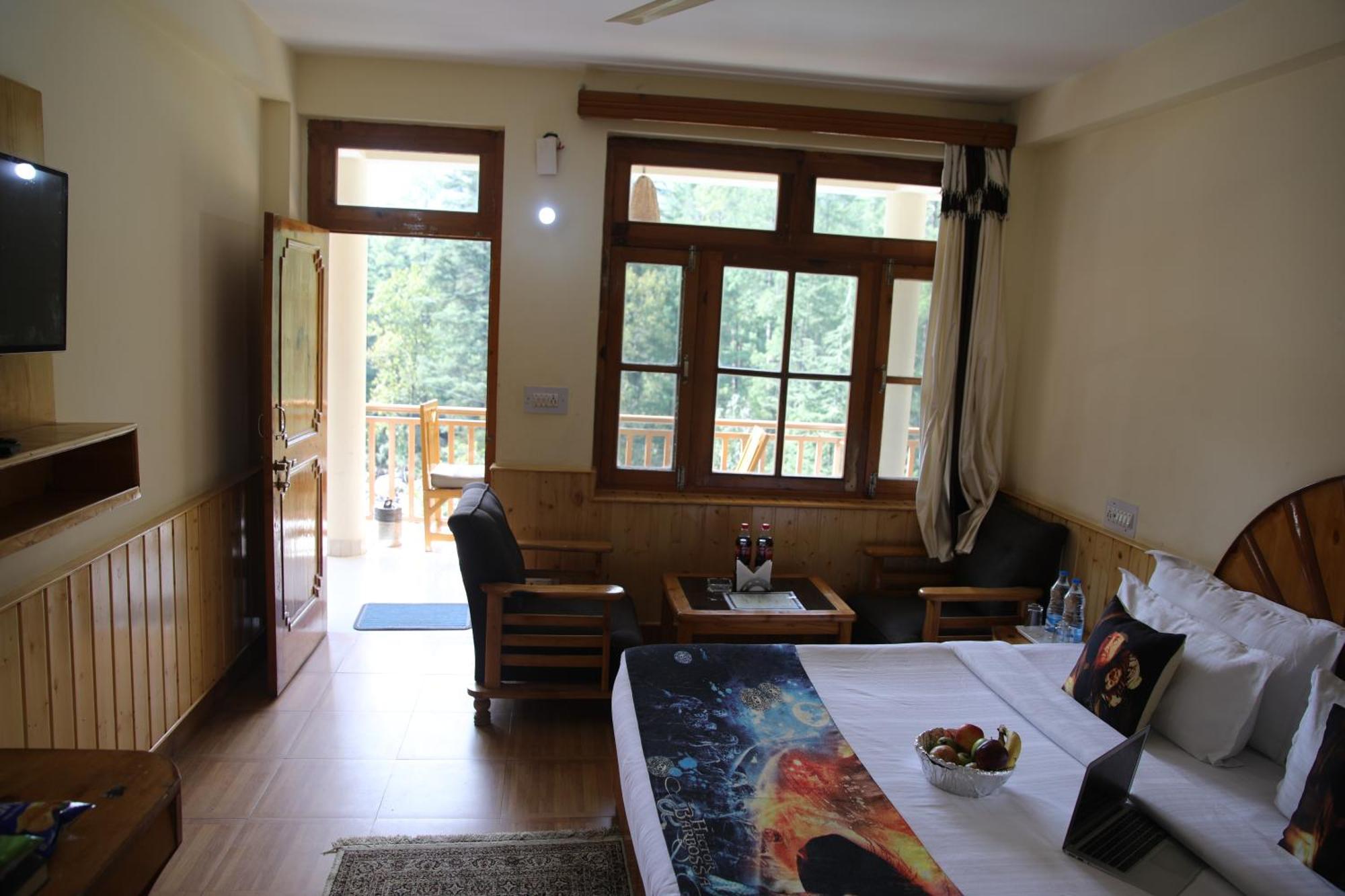 Hotel Purnima Riverside Касоль Экстерьер фото